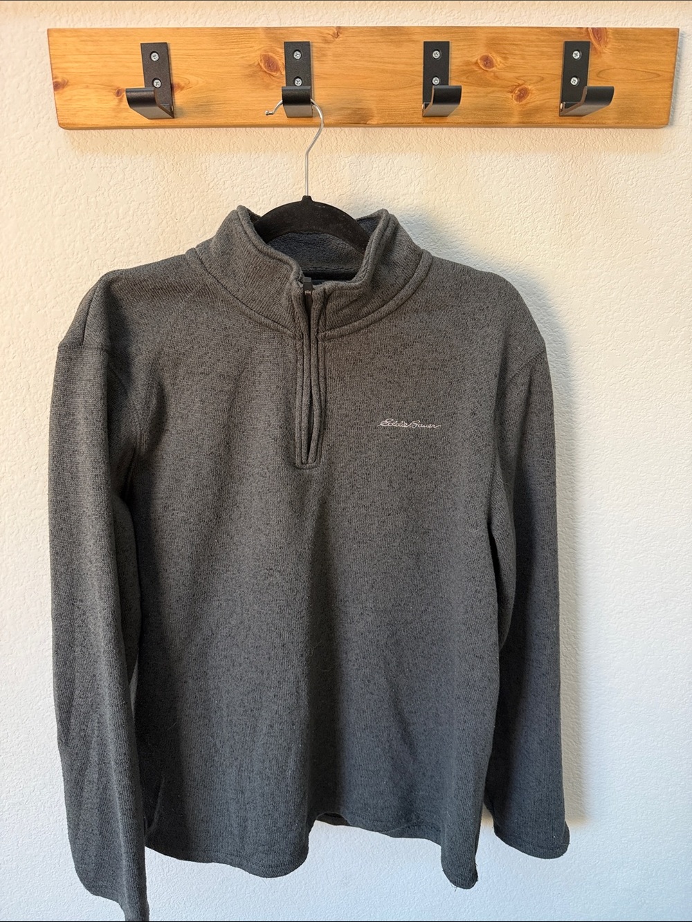 Eddie Bauer Men's Charcoal Gray Half-Zip Fleece Pullover